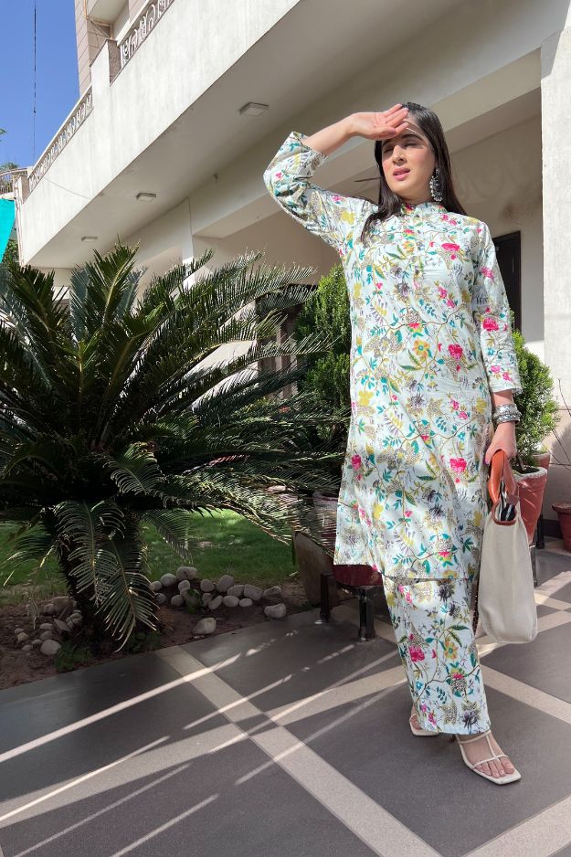 White Floral kurta-patti pallazo set photo review